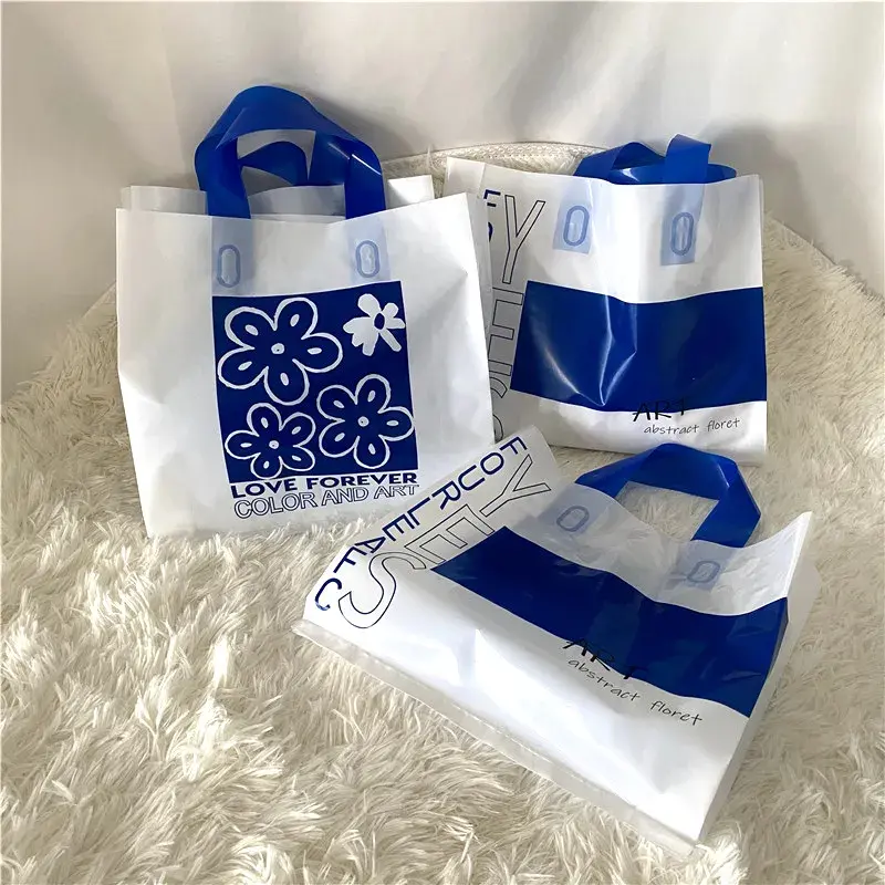 Plastic Shopping Handle Bag for Apparel and Shoes (4)cmo