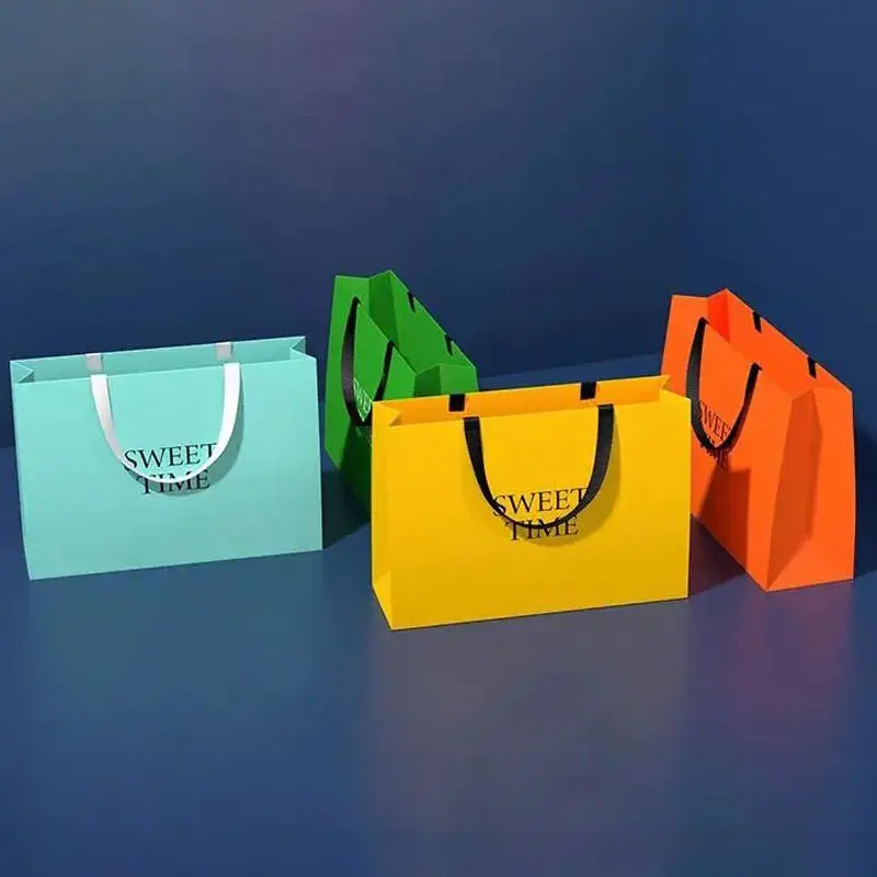 Luxury Carboard Material Bag, Paper Bag with Logo, Custom Bag